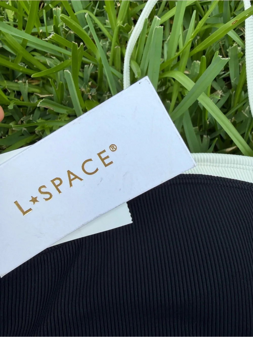 L*SPACE Madison Bikini Top Black/Cream Ribbed Colorblock Size M NWT
